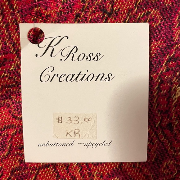 💰3/$15❤️ Up-cycled antique button bracelet - Picture 6 of 6